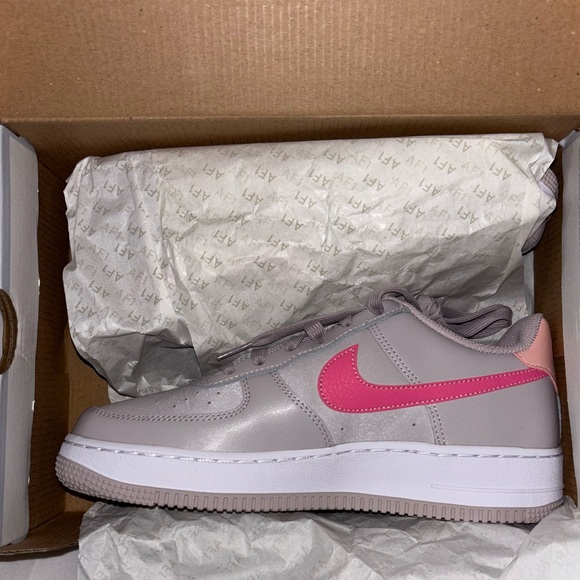 Nike Air Force 1  Kids Grade School Shoes 7Y - Picture 6 of 11